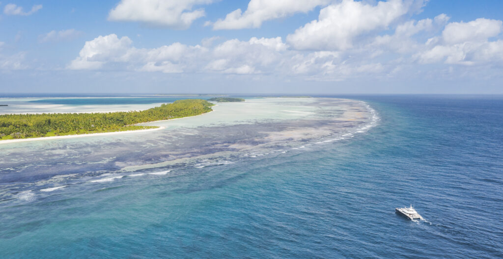 Atoll des Seychelles visité en Catamaran Quo Vadis