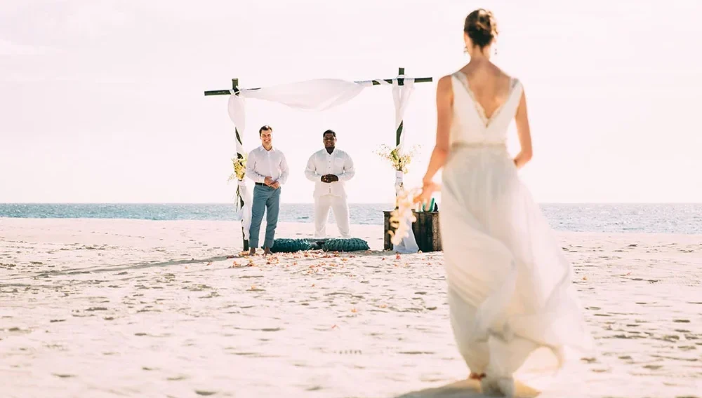 Mariage de rêve sur la plage des Seychelles